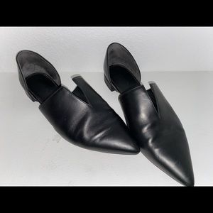 VINCE Size 9 women’s flats